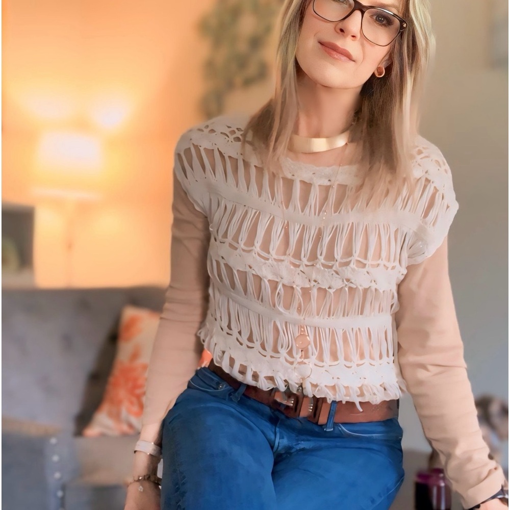 Candie’s Cream Chrochet Boho Crop Soft Shirt Size Small - Picture 1 of 5